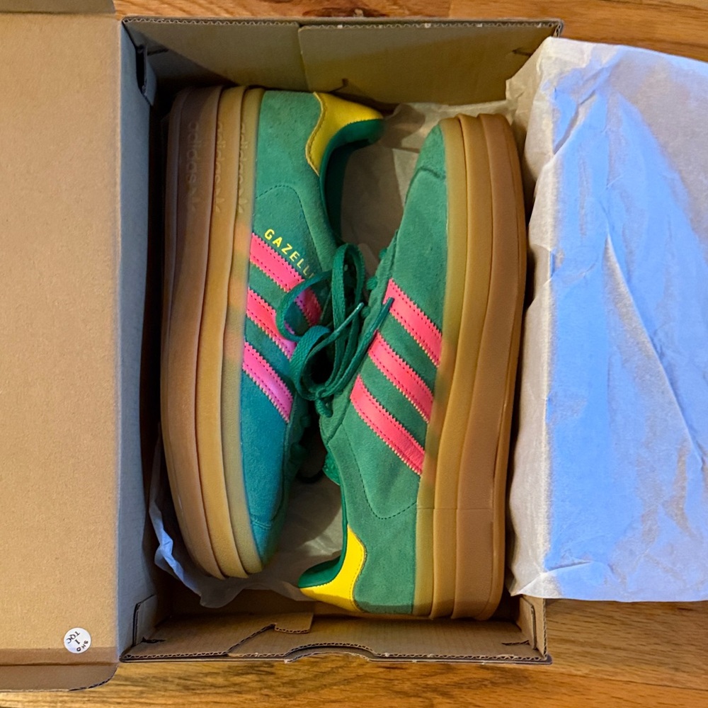 Gazelle Bold Adidas w/Box - Picture 6 of 8